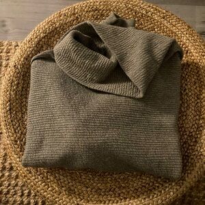 Lululemon Funnel Neck Tee in Sage